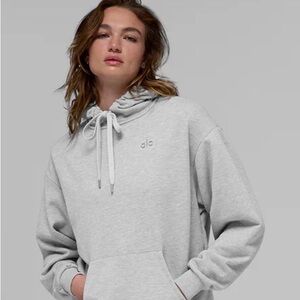 ALO Yoga Women's Gray Accolade Hoodie